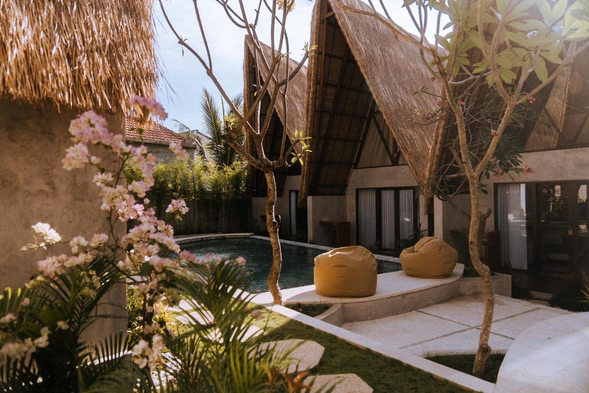 Bed and Breakfast Desa Harmonis Pecatu Esterno foto