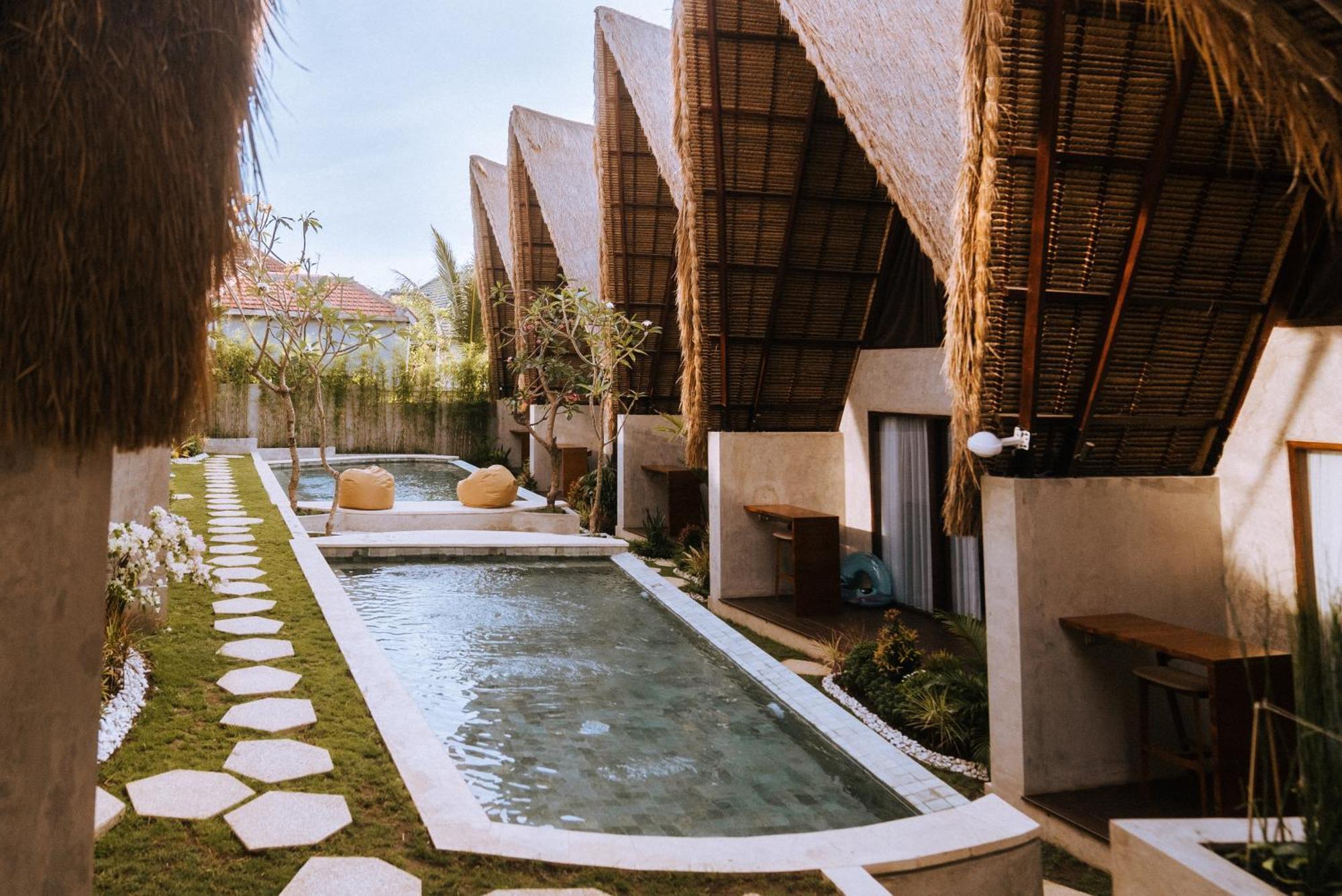 Bed and Breakfast Desa Harmonis Pecatu Esterno foto