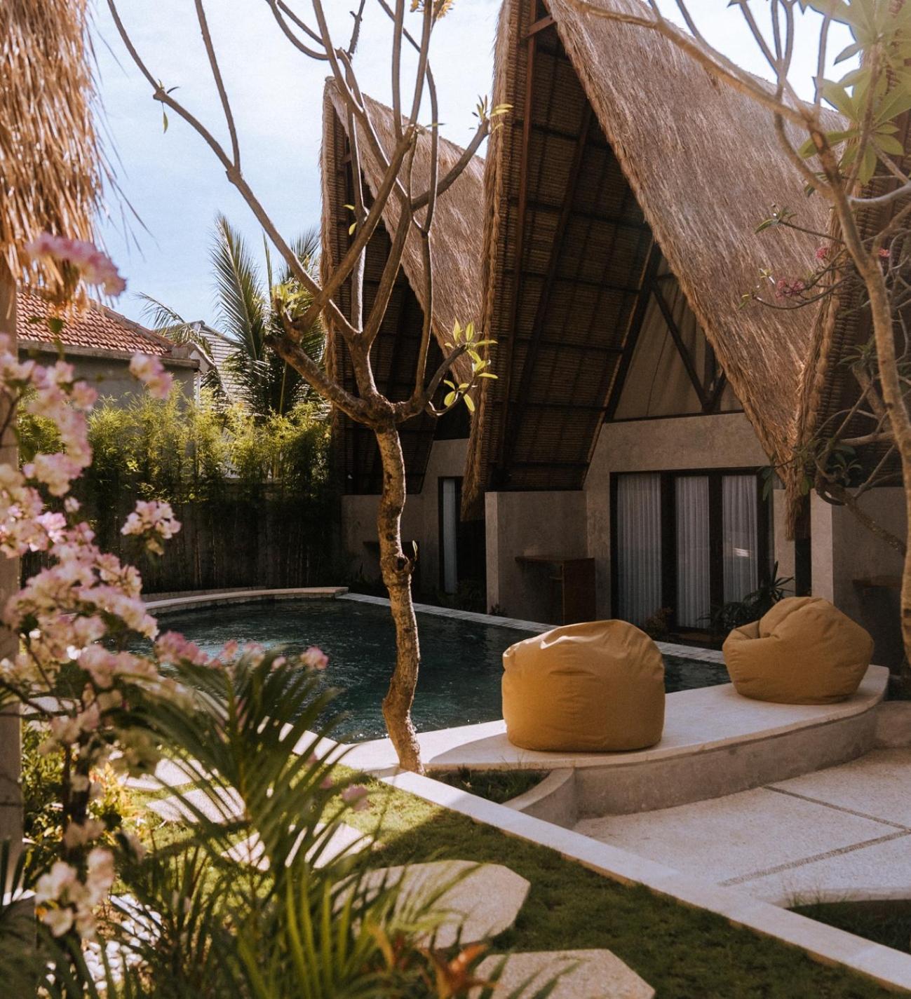 Bed and Breakfast Desa Harmonis Pecatu Esterno foto
